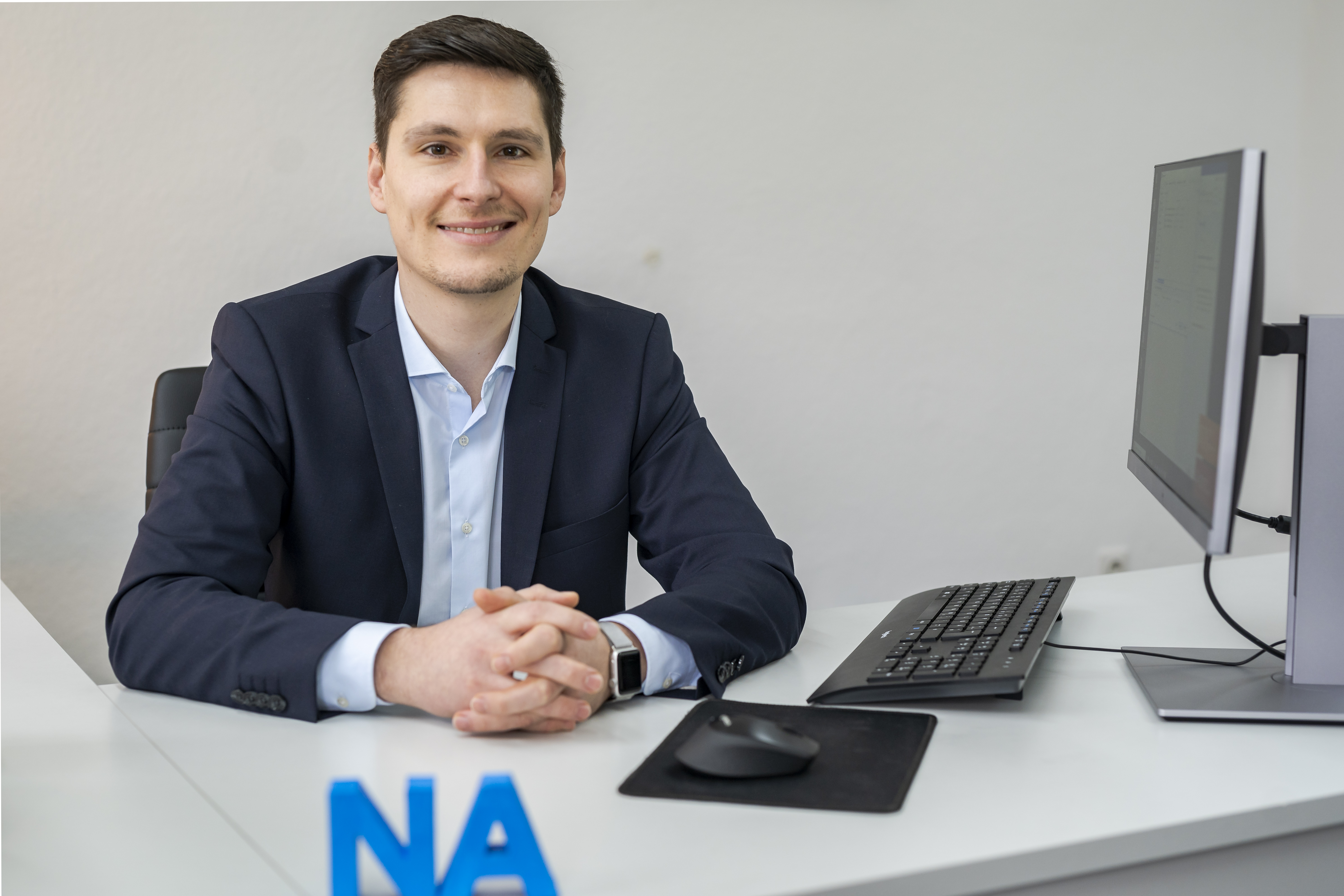 Rechtsanwalt-Nick-Akinci-berät-Influencer Rechtsanwalt Nick Akinci ist berät im Influencer-Marketingrecht